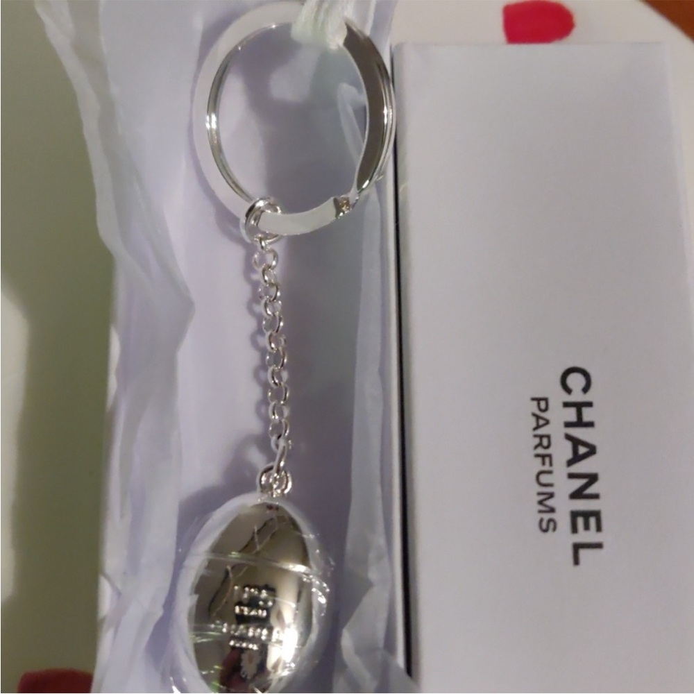 Chanel Silver Keychain - Picture 5 of 9